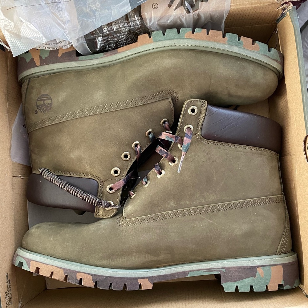 Timberland premium 6” boots.
